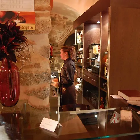 Usias Hotel Dos Torres