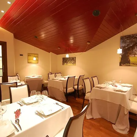 Hotel Usias