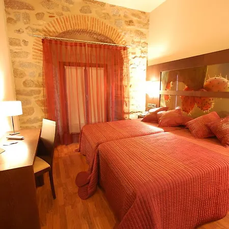 Usias Hotel Dos Torres