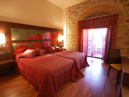 Usias Hotel Dos Torres