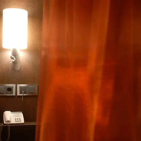 Usías Hotel 3*
